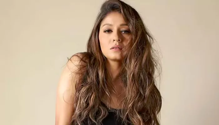 Happy Birthday Sunidhi Chauhan! Did You Know She Was the First Indian Singer to Team Up With Enrique Iglesias?